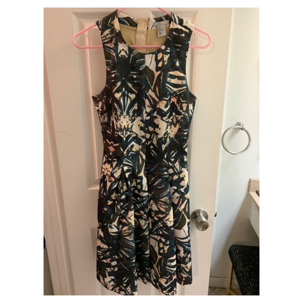 H&M Multi-Colored Dress Size 6